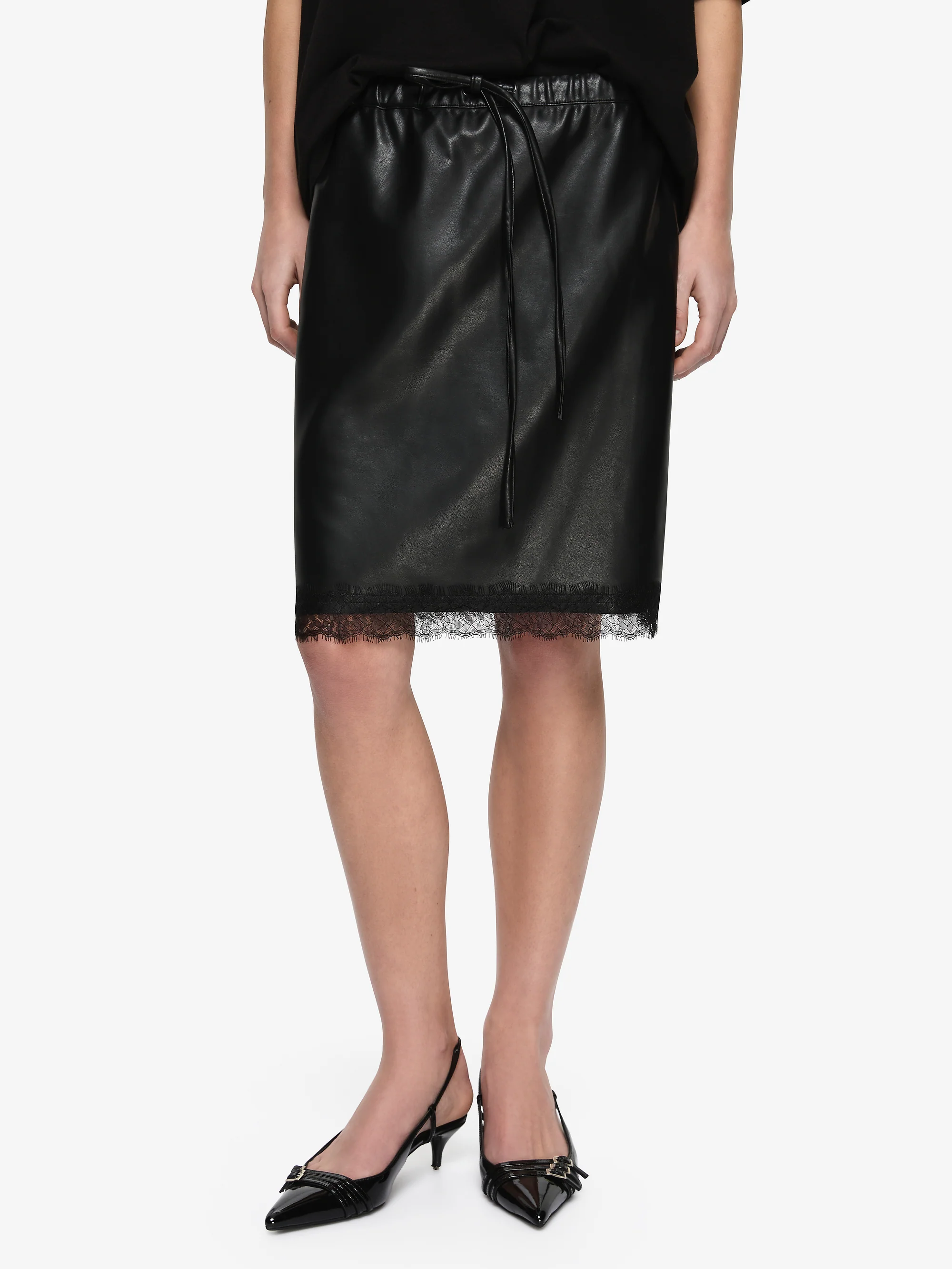 SAPHIRA MIDI SKIRT - BLACK - Image 4